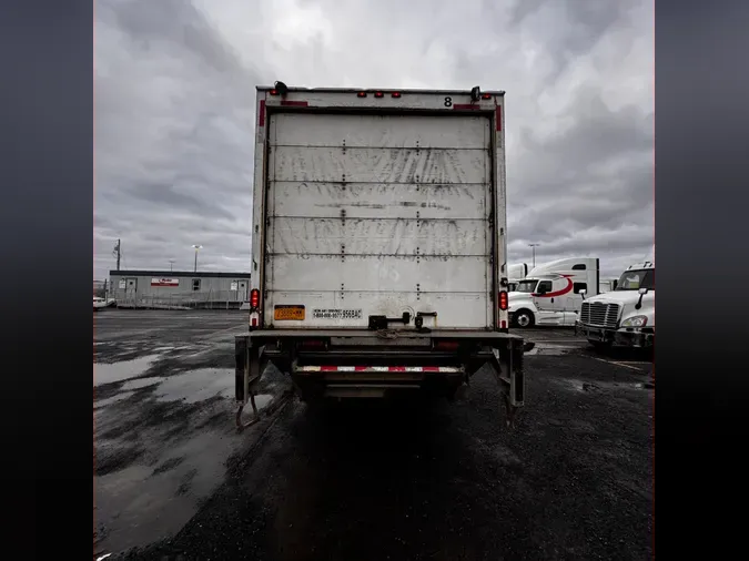 2019 FREIGHTLINER/MERCEDES M2 106