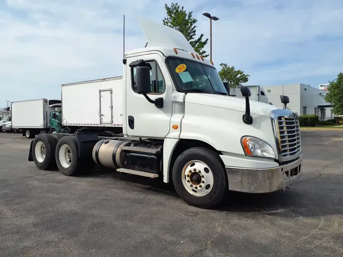 2018 FREIGHTLINER CASCADIA 125