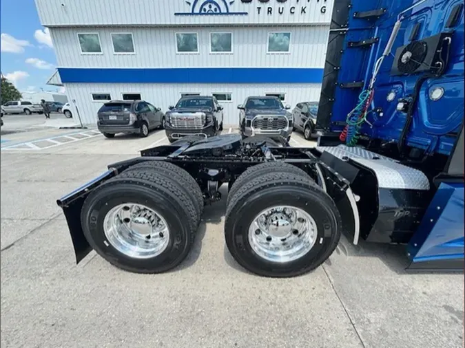 2022 Freightliner PT126SLP
