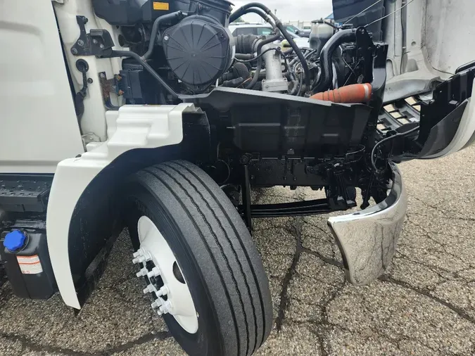 2019 HINO 268A