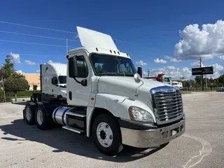 2016 FREIGHTLINER CASCADIA 125