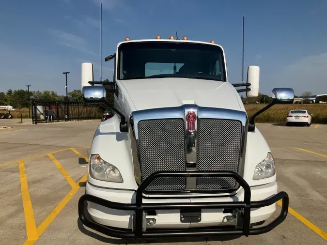 2020 Kenworth T680