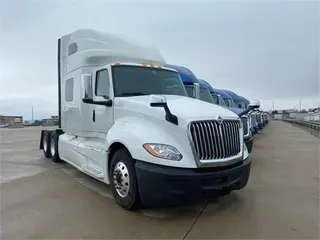 2022 INTERNATIONAL LT