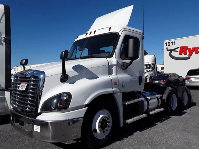 2018 FREIGHTLINER/MERCEDES CASCADIA 125