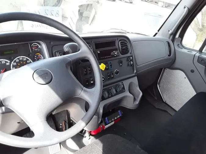 2019 FREIGHTLINER/MERCEDES M2 1063e765edd10ca86cdb010e5abf1cbcdca