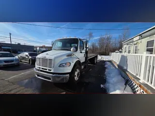 2017 FREIGHTLINER/MERCEDES M2 106