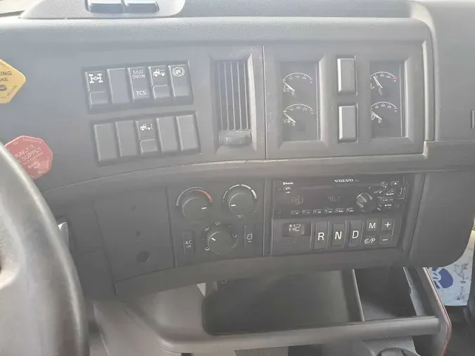 2020 VOLVO VNL64T7603e78a94da8a81ebcdc458cae7883da7c