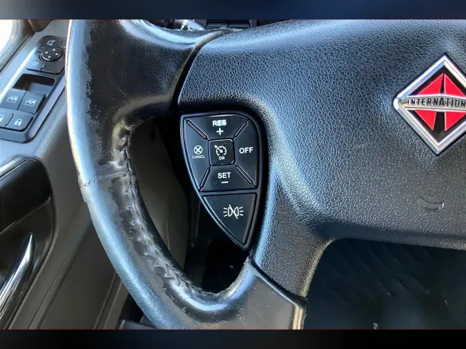 2021 INT LT625 6x4