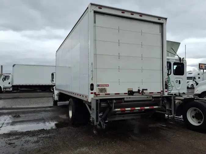 2019 FREIGHTLINER/MERCEDES M2 106