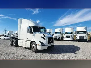 2020 Volvo VNR64T640