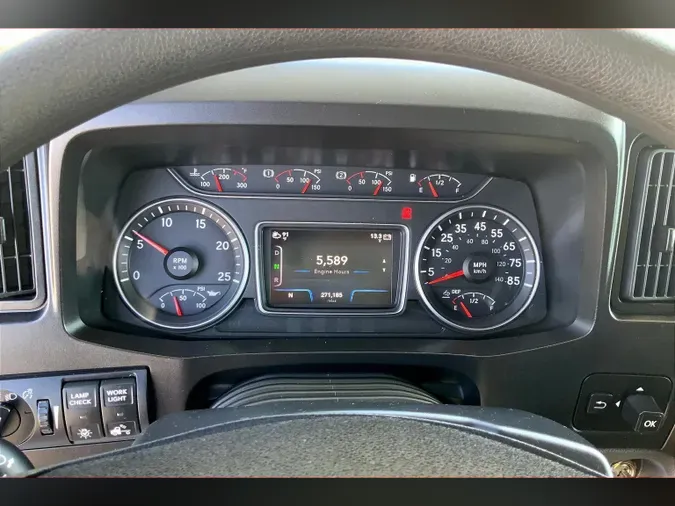 2023 INT LT625 6x4