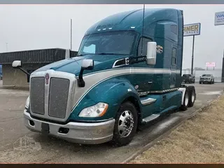 2021 KENWORTH T680