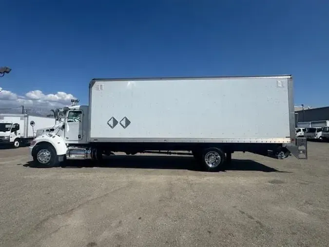 2020 Peterbilt 337