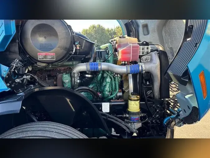 2020 VOLVO VNL8603e92fcee6ff7575f61fa09276938f84d