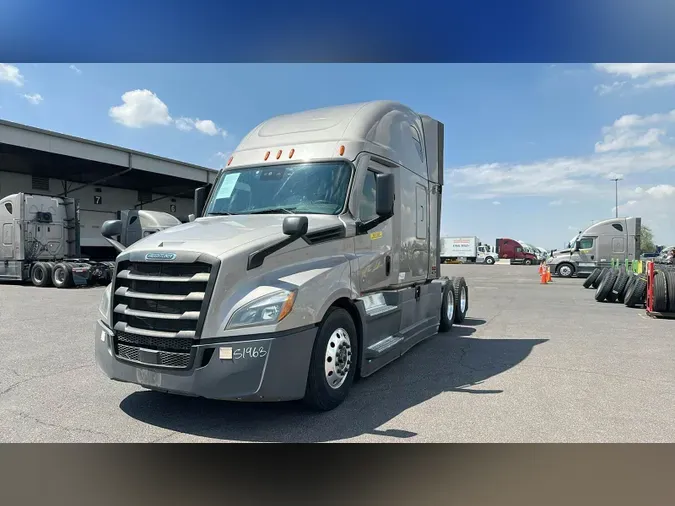 2021 Freightliner Cascadia 126