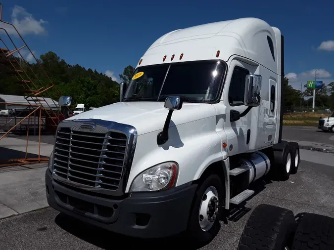 2019 FREIGHTLINER/MERCEDES CASCADIA 1253e960a1735938ce37d143fceb775e031