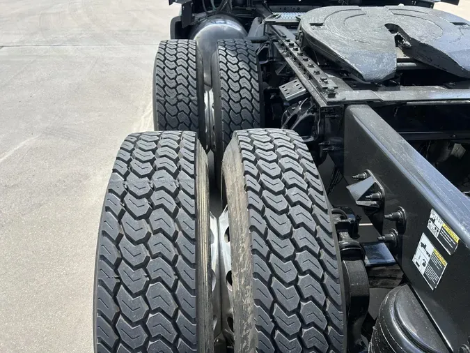 2021 Peterbilt 579