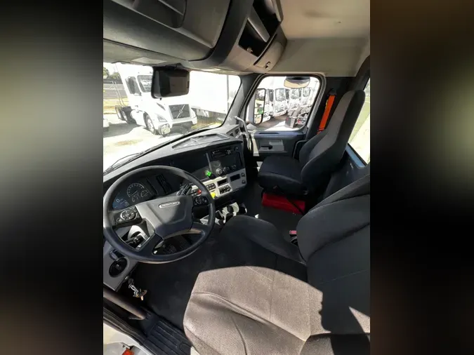 2020 FREIGHTLINER/MERCEDES NEW CASCADIA PX126643e99f40e5fa89015879a60a657452cdf