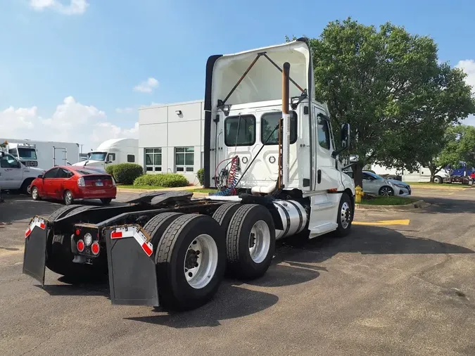 2021 FREIGHTLINER NEW CASCADIA PX12664