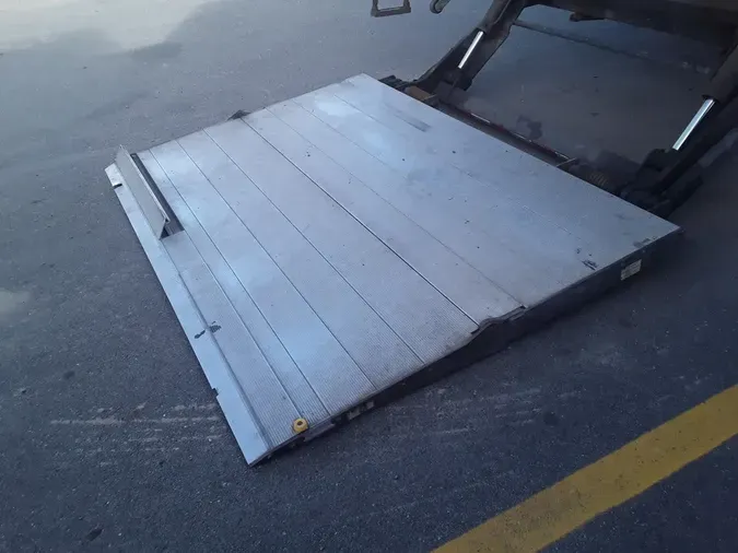 2019 FREIGHTLINER/MERCEDES M2 1063e9bbe4ce31885062aa5e8234deeee79