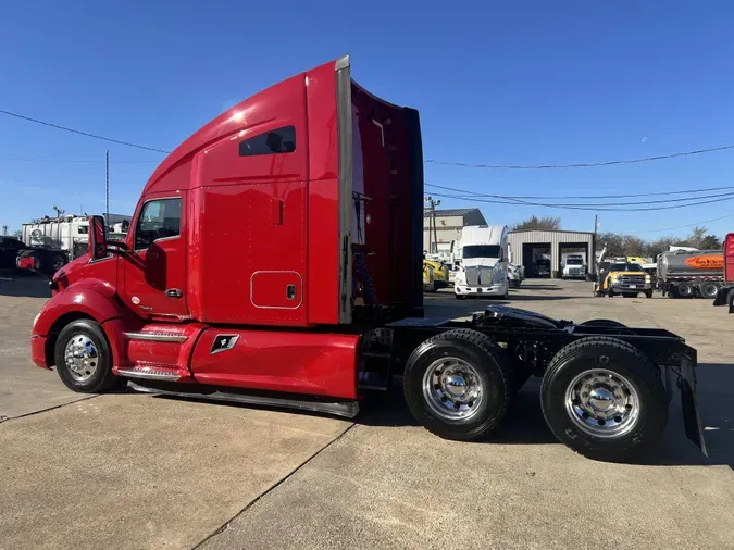 2020 Kenworth T680