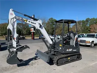 2022 BOBCAT E32