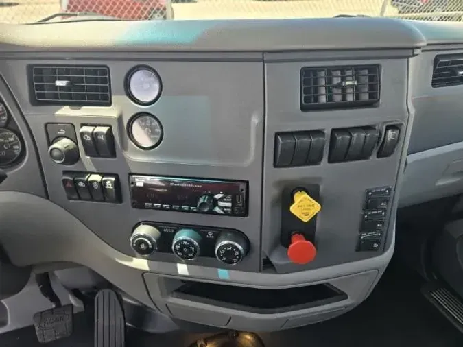 2016 Peterbilt 5793e9d6336f06b305375136d4d5d3ef16c
