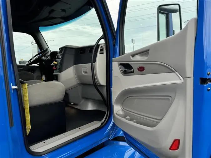 2019 PETERBILT 579