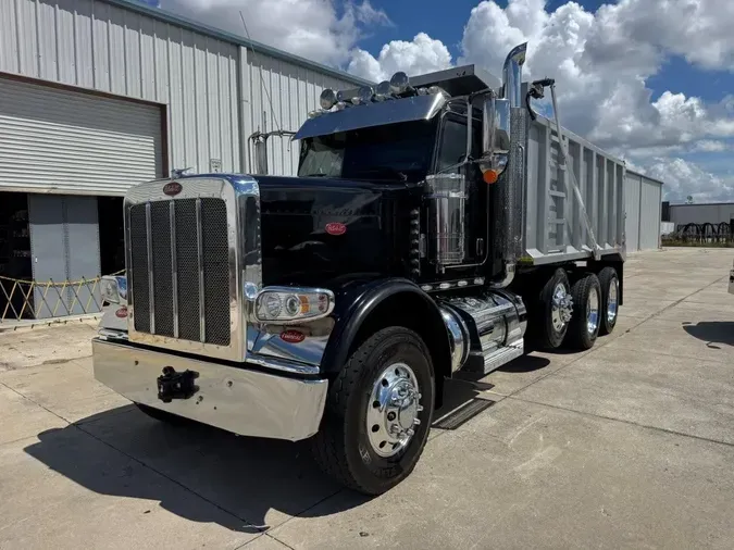 2024 Peterbilt 389