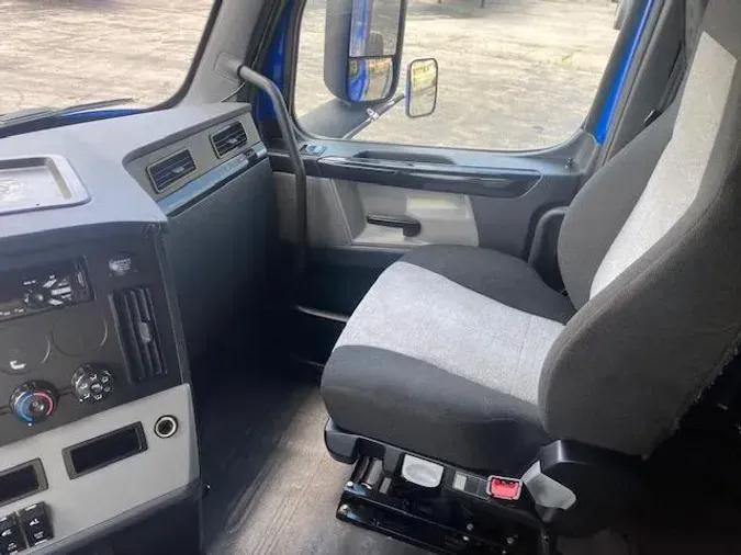 2020 Freightliner Cascadia
