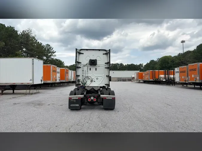2023 Freightliner Cascadia 1263ea75295d35f113db99438f7b4192fc2