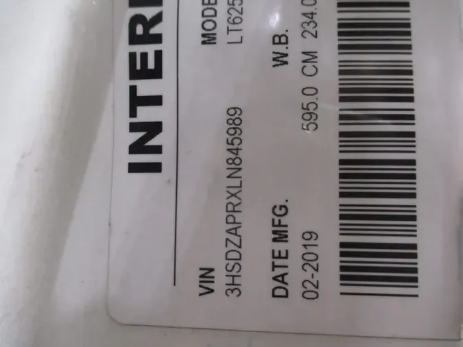 2020 NAVISTAR INTERNATIONAL LT625 SLPR CAB