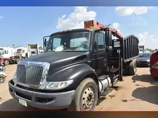 2009 INTERNATIONAL DURASTAR 4400