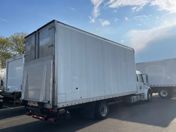 2018 FREIGHTLINER/MERCEDES M2 106