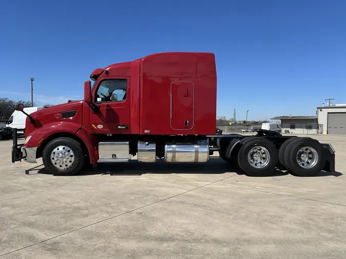 2022 Peterbilt 579