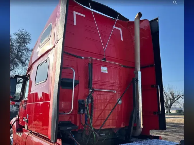 2025 VOLVO VNL64T8603eb9f510013aa4e00e4727cda20f6fa0