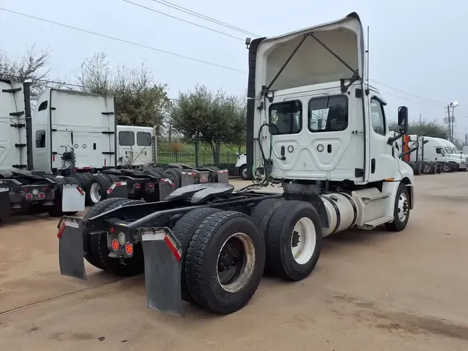 2020 FREIGHTLINER/MERCEDES NEW CASCADIA PX12664