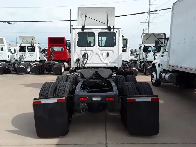 2019 FREIGHTLINER/MERCEDES CASCADIA