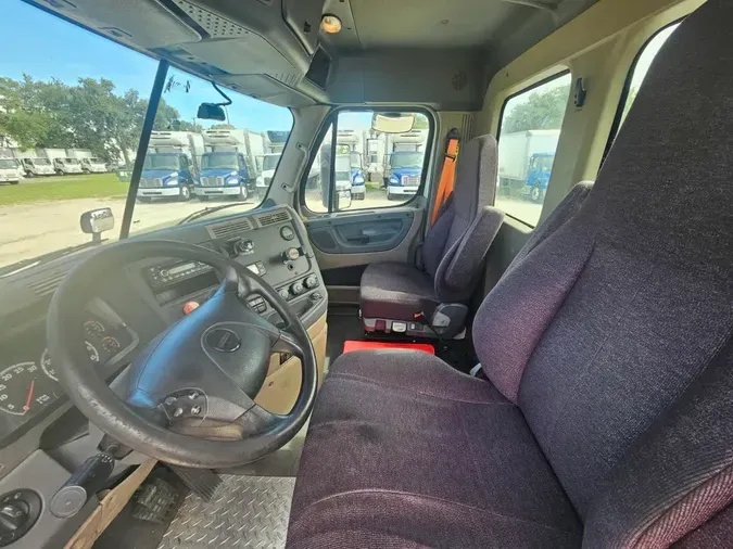 2018 FREIGHTLINER CASCADIA 125