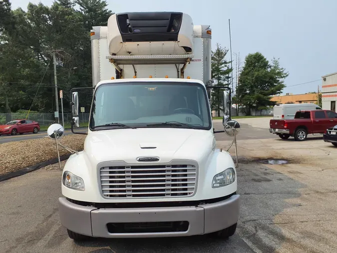 2014 FREIGHTLINER/MERCEDES M2 106