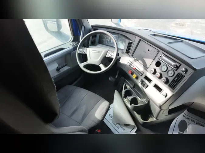 2020 FREIGHTLINER CASCADIA 126