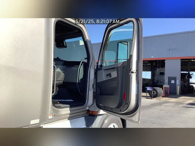 2021 Freightliner Cascadia