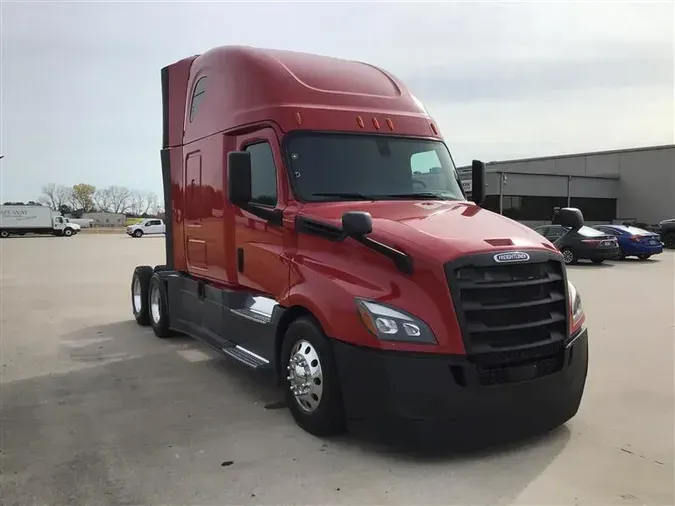 2020 FREIGHTLINER CASCADIA