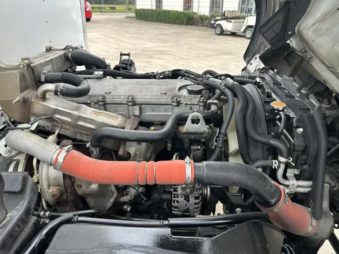 2019 Isuzu NRR