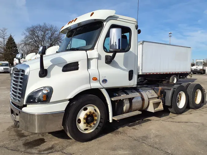 2018 FREIGHTLINER/MERCEDES CASCADIA 1133ec5c69bf9ae6fe388d7e962b75928aa