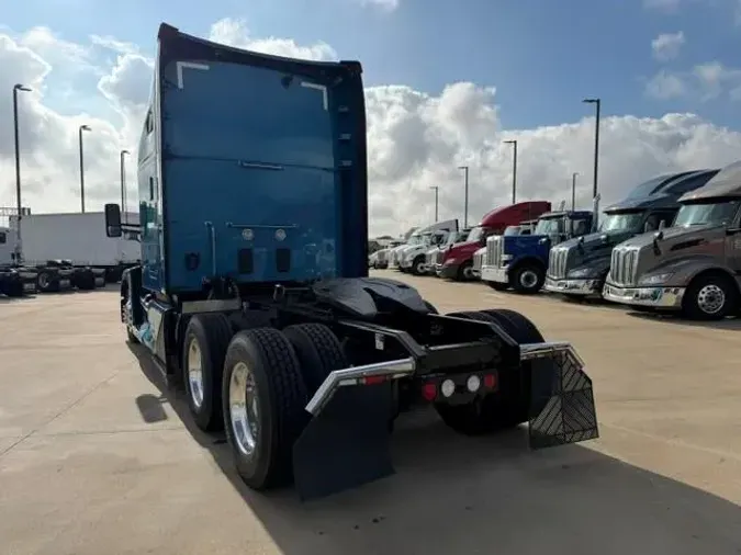 2023 Kenworth T680