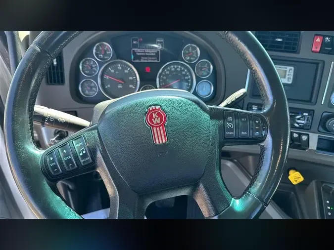 2018 KENWORTH T680
