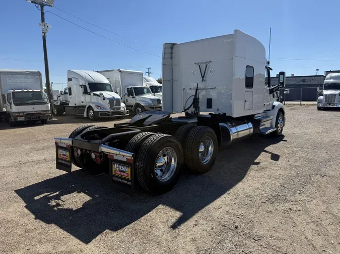 2022 Peterbilt 579