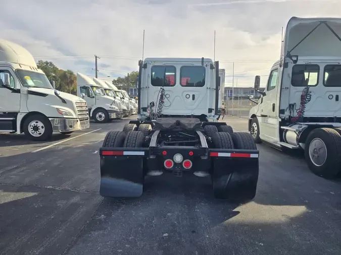 2019 FREIGHTLINER/MERCEDES NEW CASCADIA PX126643ecb9a94aba09b2deb706b33b9331a03