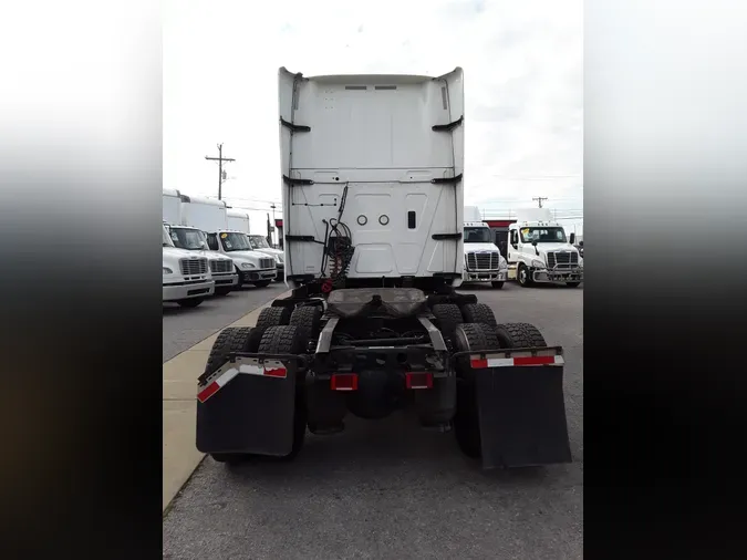 2020 NAVISTAR INTERNATIONAL LT625 SLPR CAB